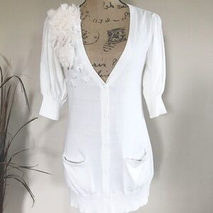 •Trina Turk• floral appliqué tunic sweater